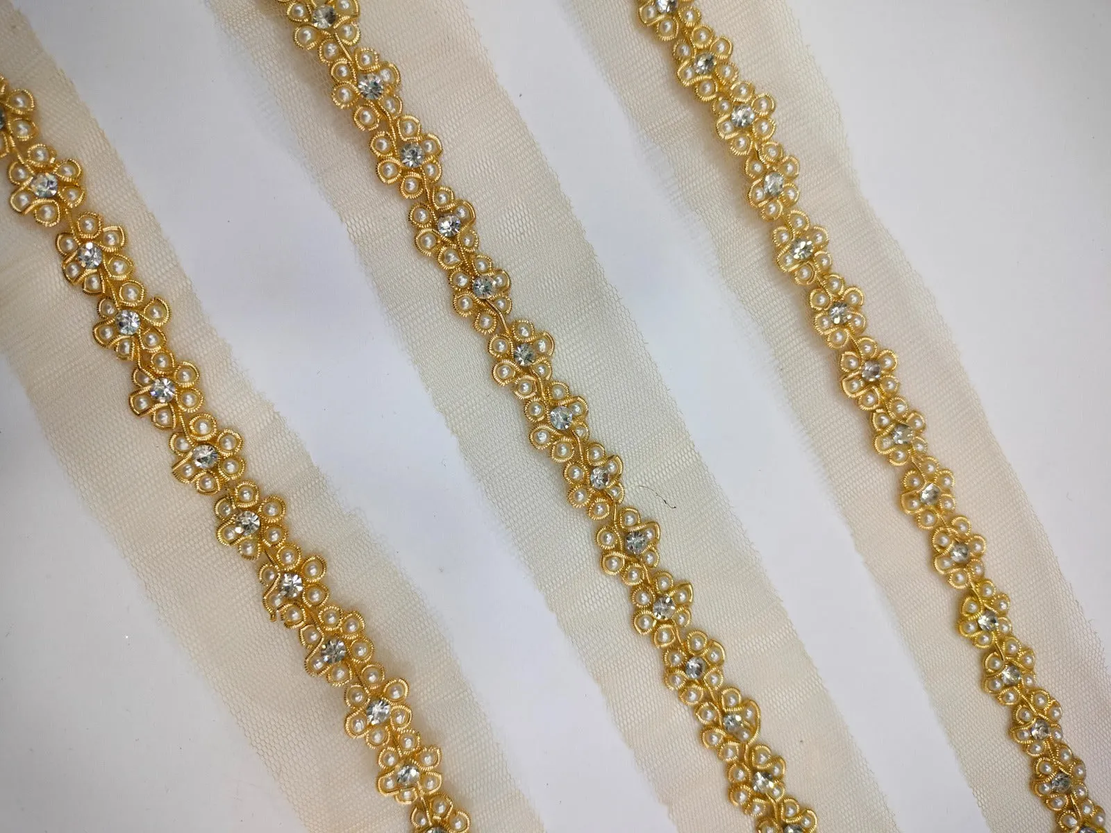 Golden Floral Shaped Embellished Handwork Trim