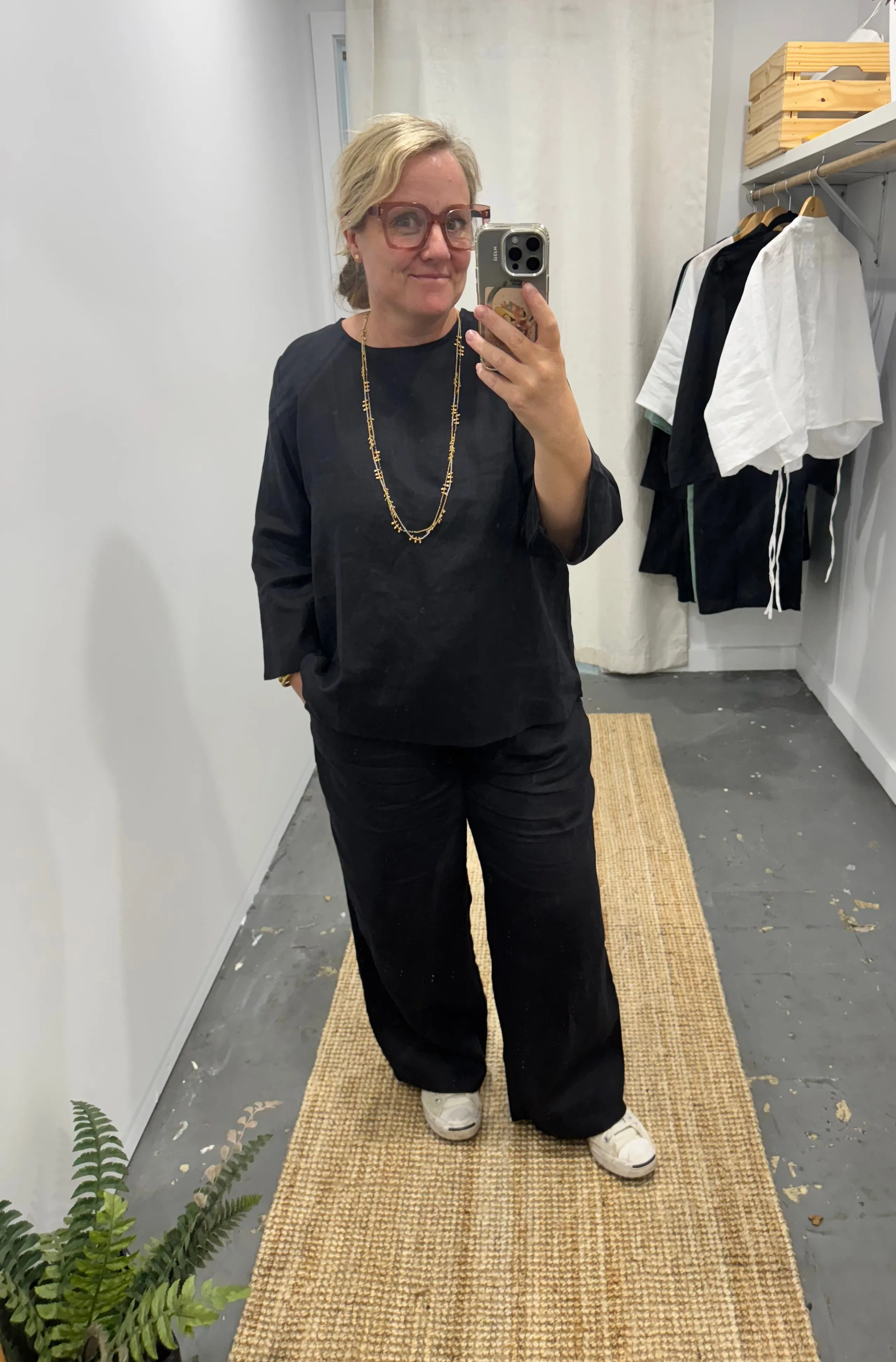 Wide Leg Linen Pant in Black